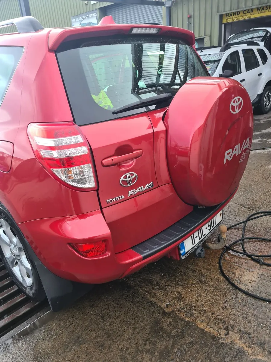 Toyota RAV4 2011 - Image 4