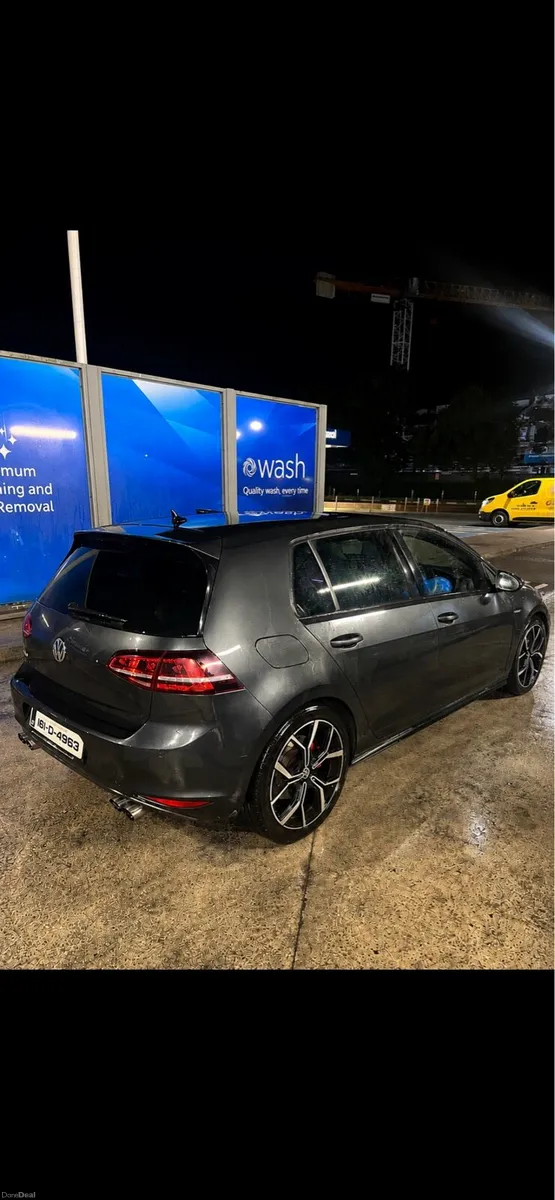 Volkswagen golf GTD Pan roof - Image 4