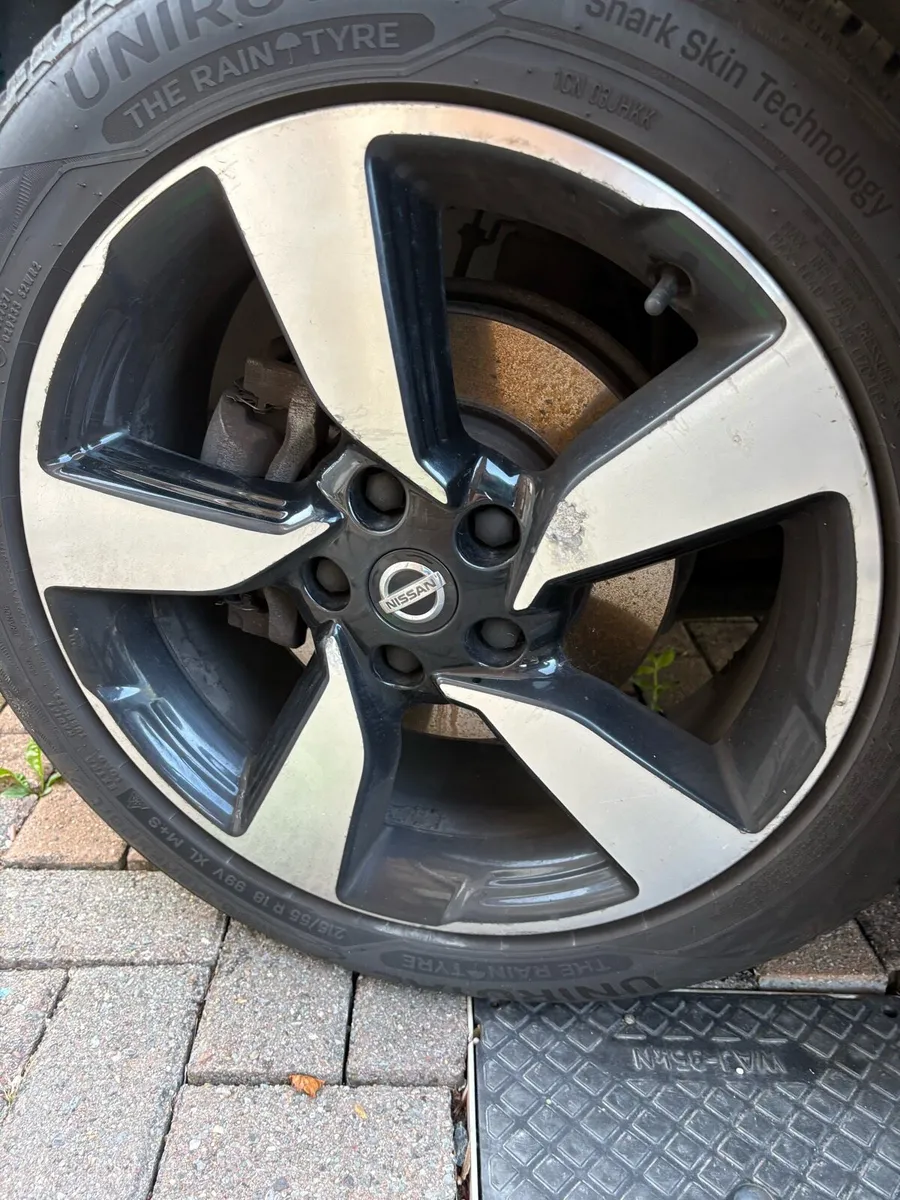 Nissan Qashqai 1.5 SV Premium 2017 - Image 2