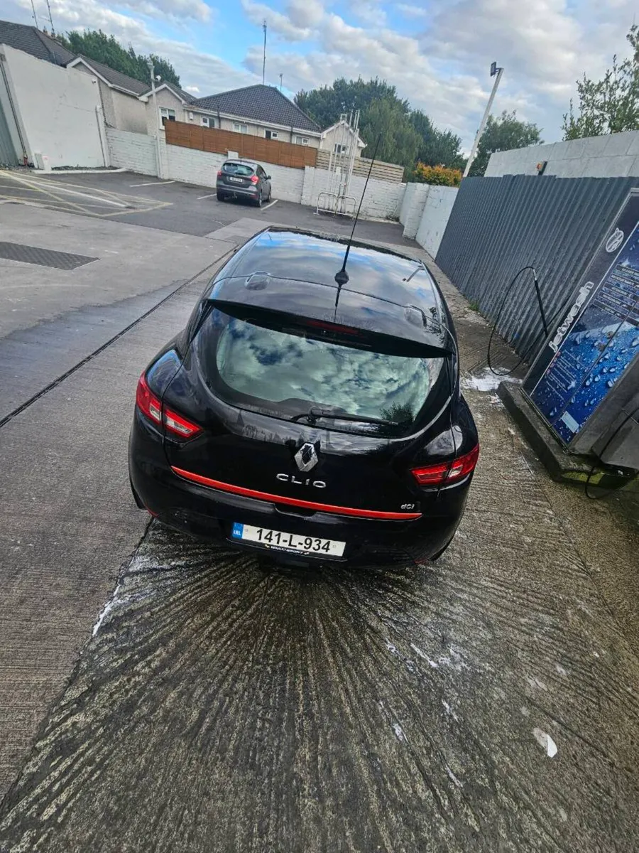Renault Clio IV Dynamique 1.5 DCI 90 E 4DR, 2014 - Image 3