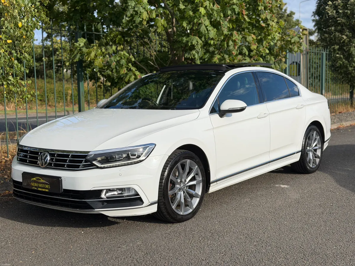 2018 Volkswagen Passat R Line - Image 4