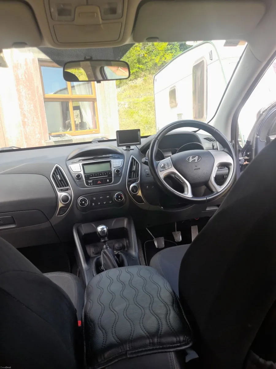 Hyundai ix35 2011 - Image 2