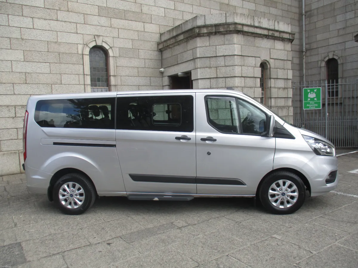 2023 FORD TRANSIT 2.0 TDCI AUTO TREND 9 SEATER - Image 2