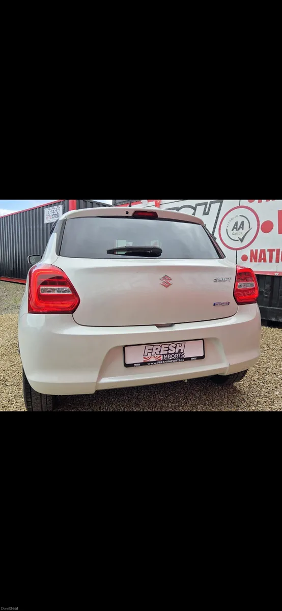 SUZUKI SWIFT HYBRID AUTO - Image 5