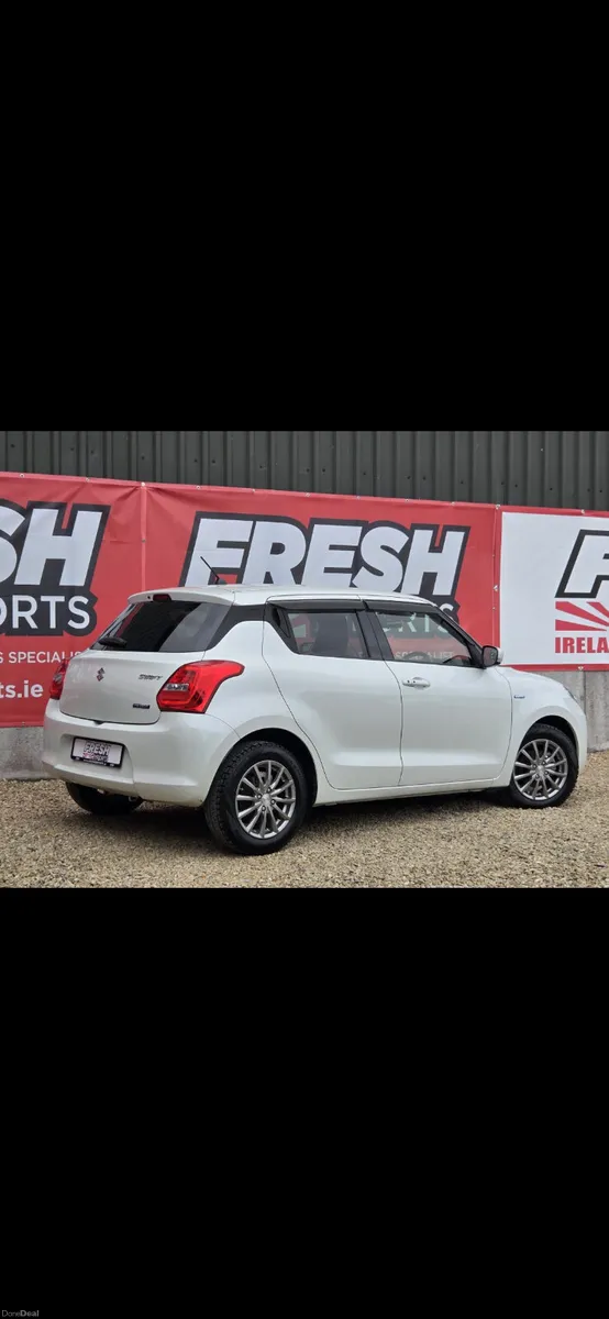 SUZUKI SWIFT HYBRID AUTO - Image 3