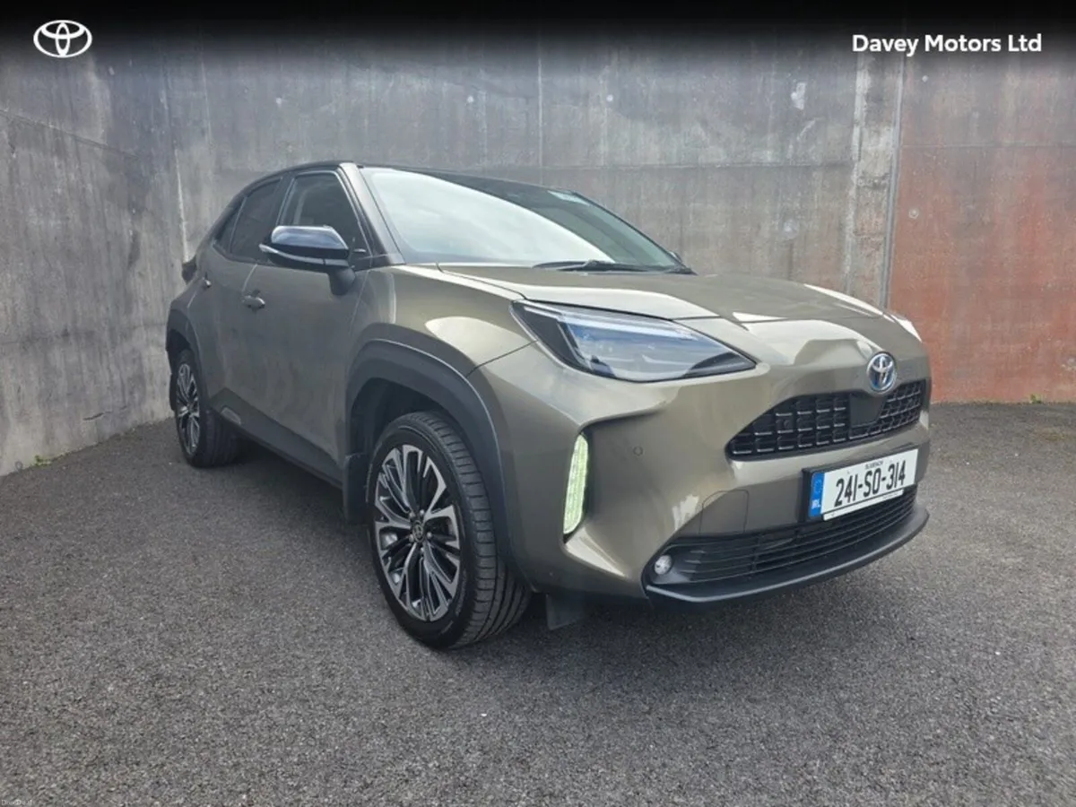 Toyota Yaris Cross CROSS SOL 4DR AUTO - Image 1
