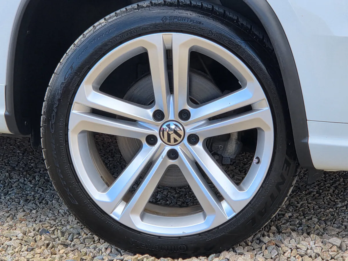 VOLKSWAGEN TIGUAN R 2.0TSI 4MOTION - Image 4