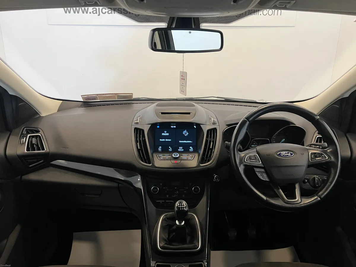 LOW MILEAGE FORD KUGA TITANIUM 1.5 TDCi 2018 - Image 4