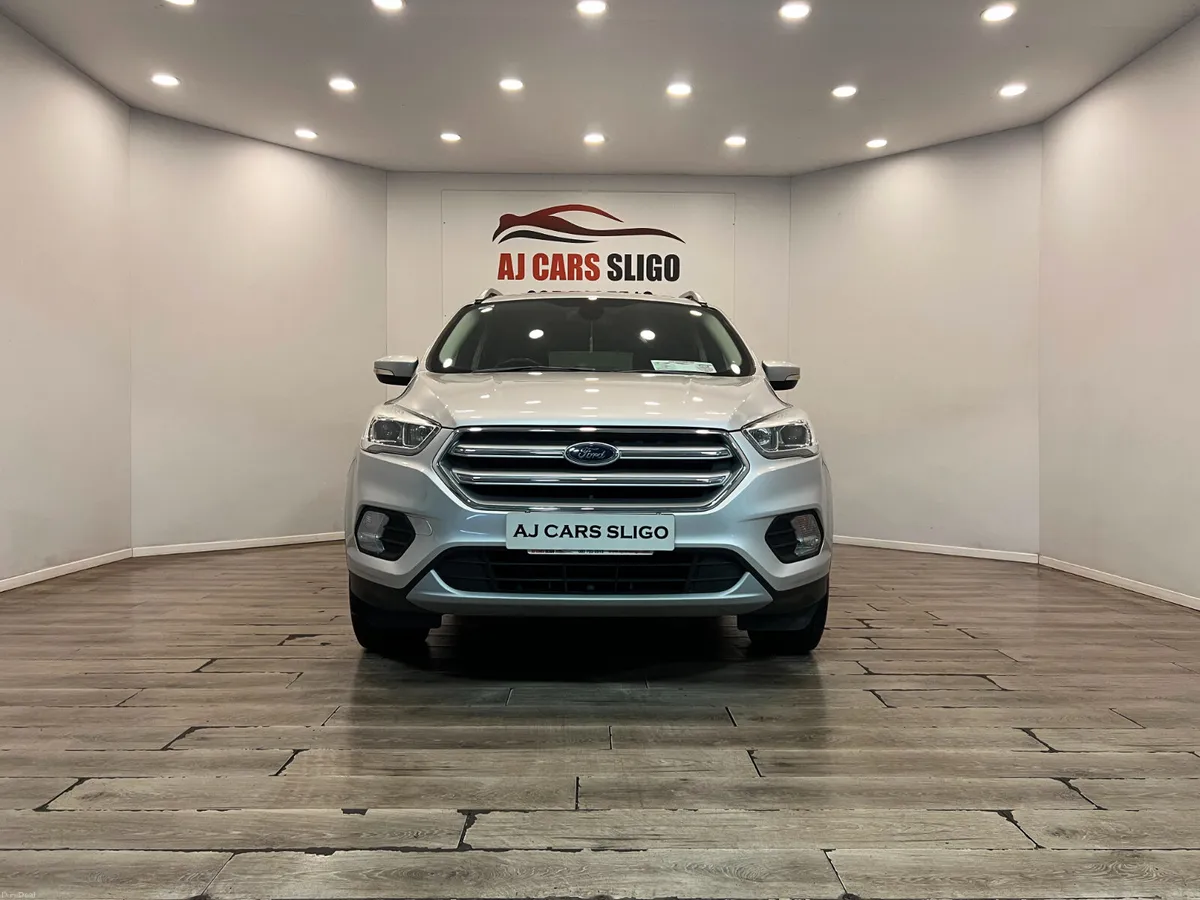 LOW MILEAGE FORD KUGA TITANIUM 1.5 TDCi 2018 - Image 3