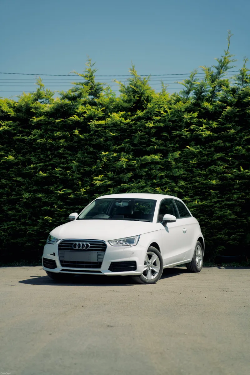 Audi A1 S-Tronic TFSI Sportback 2016 - Image 1