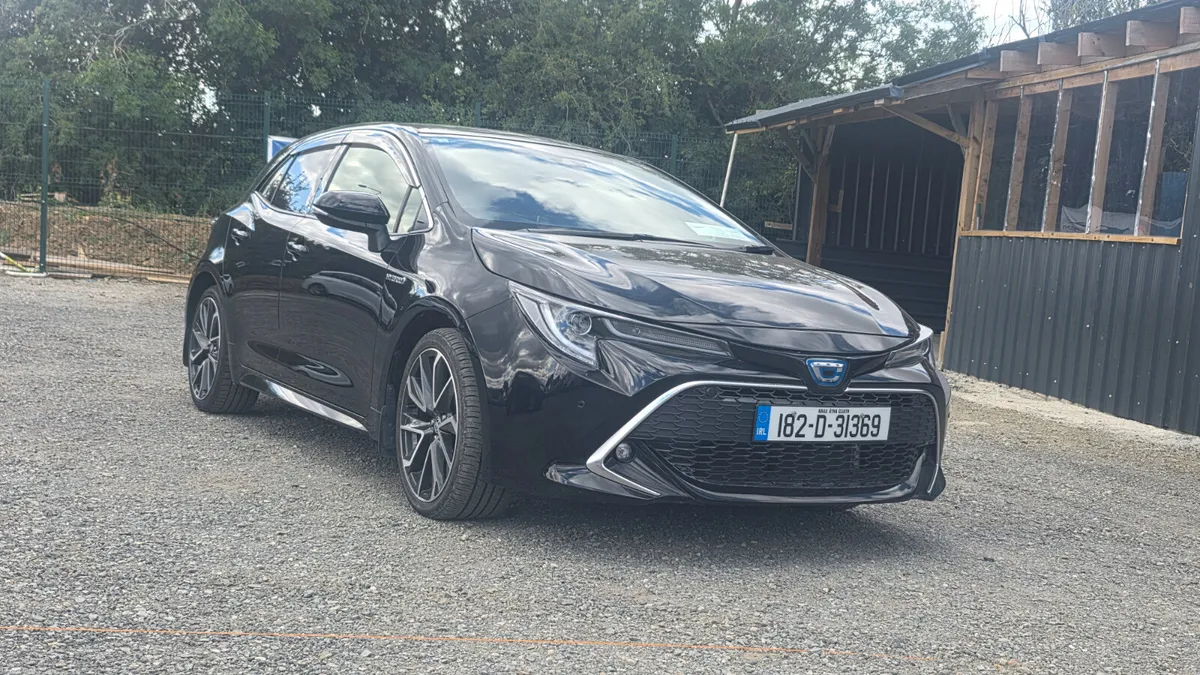 Toyota Corolla 1.8 HYBRID SPORTS - Image 2