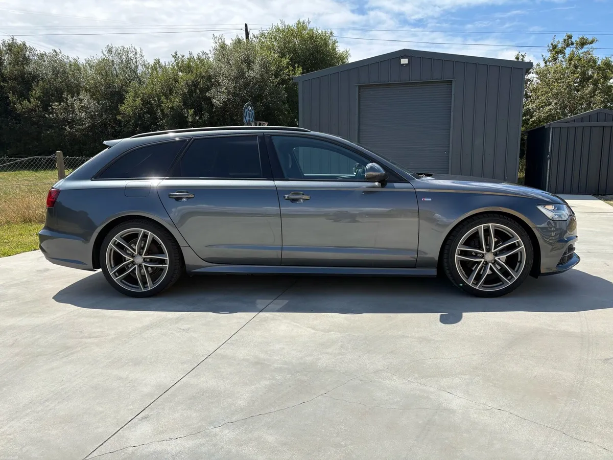 Audi A6 Avant Black Edition MANUAL - Image 6