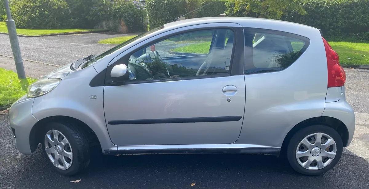 Peugeot 107 - Image 2