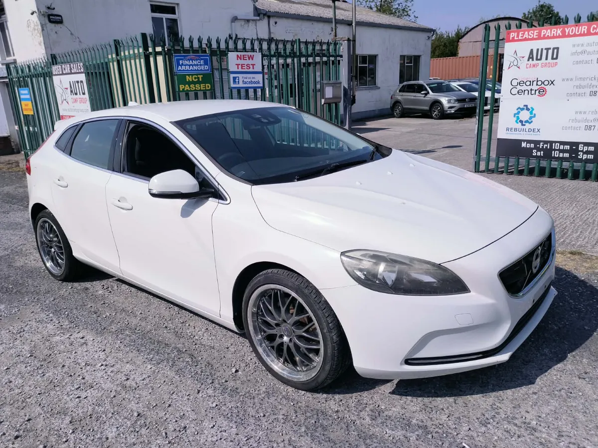 Volvo V40 1.6 Petrol Low kms! - Image 1