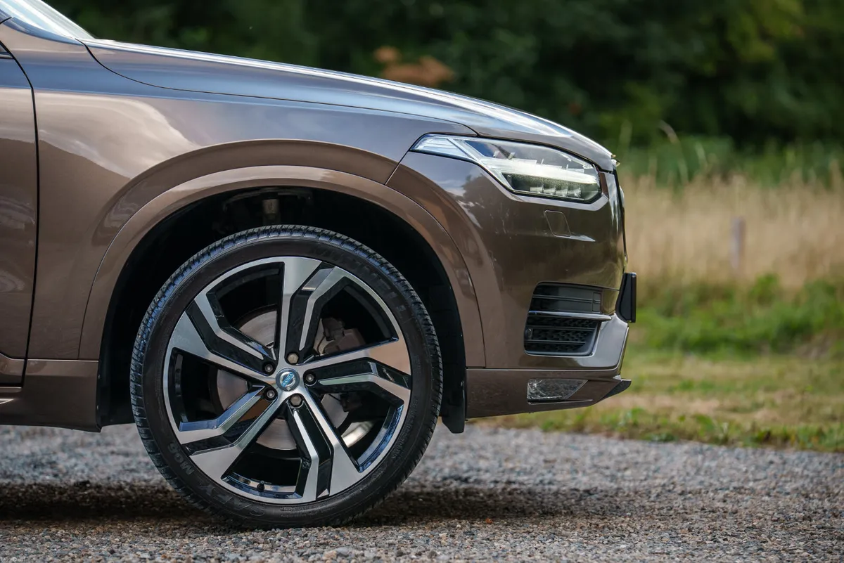 2015 Volvo XC90 D5 AWD - Only 141k KM - Image 6