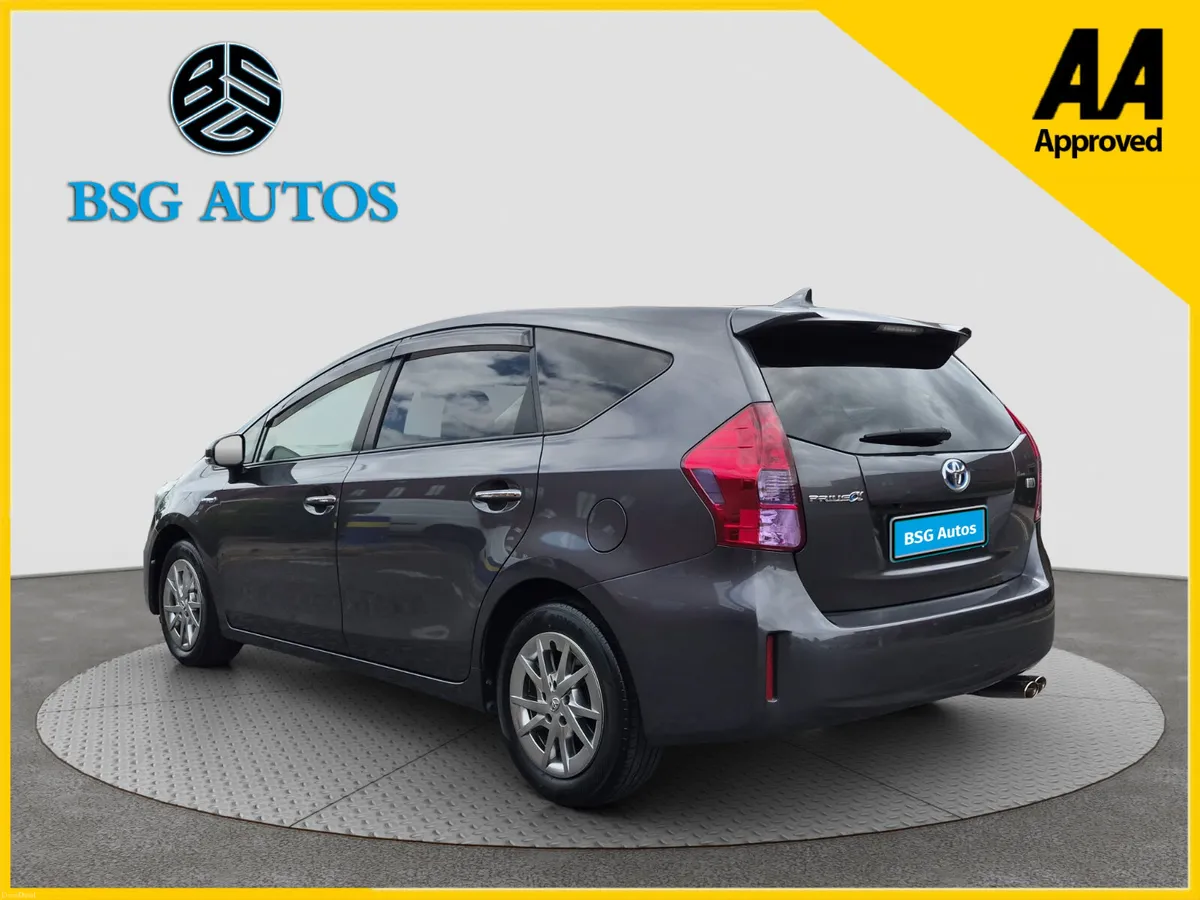 2014 TOYOTA PRIUS ALPHA *7 SEATER* AUTO HYBRID - Image 6