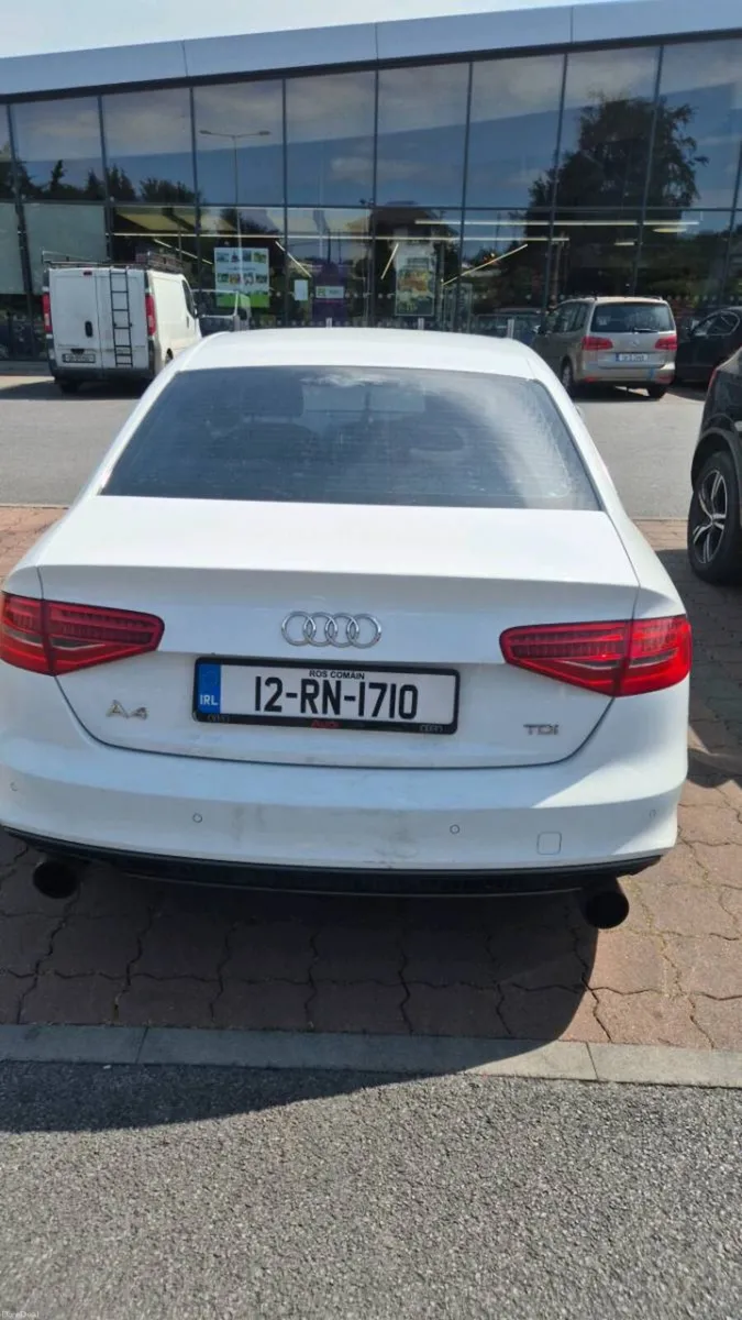 Car - Image 5