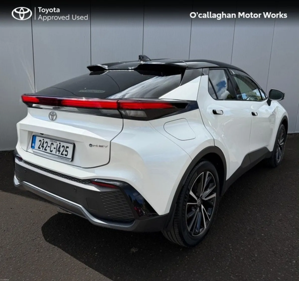 Toyota C-HR C-HR PHEV SOL - Image 4