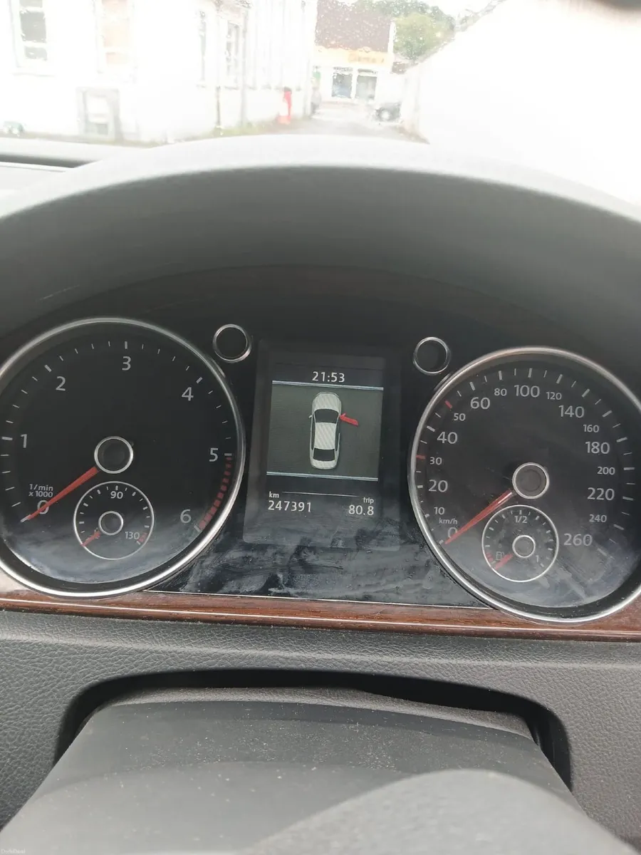 Volkswagen Passat 2014 - Image 5