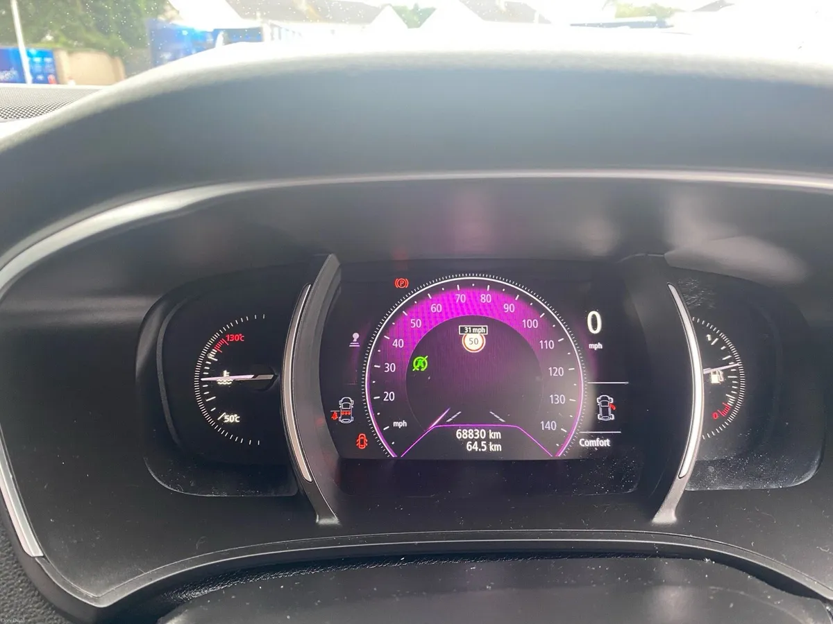 Renault Megane 2018 68k NCT Jan 28 Tax Mar 27 - Image 6