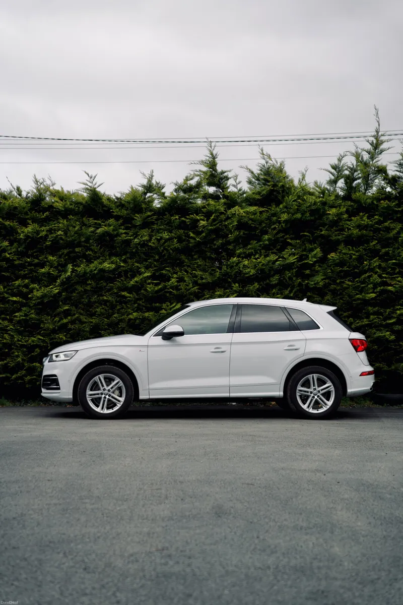 Audi Q5 2.0 TDI S-Line Quattro 2020 - Image 2