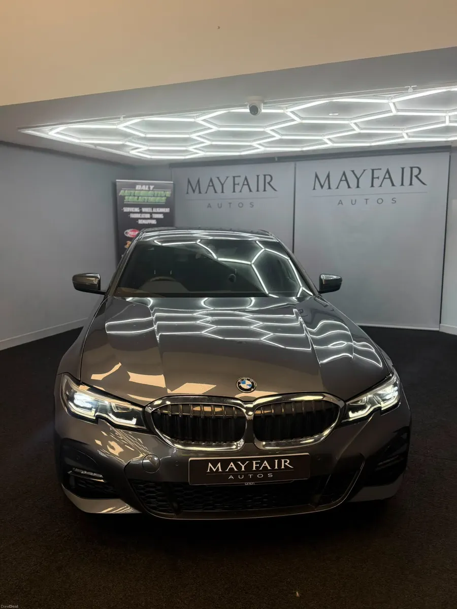 BMW 3-Series 2020 - Image 5