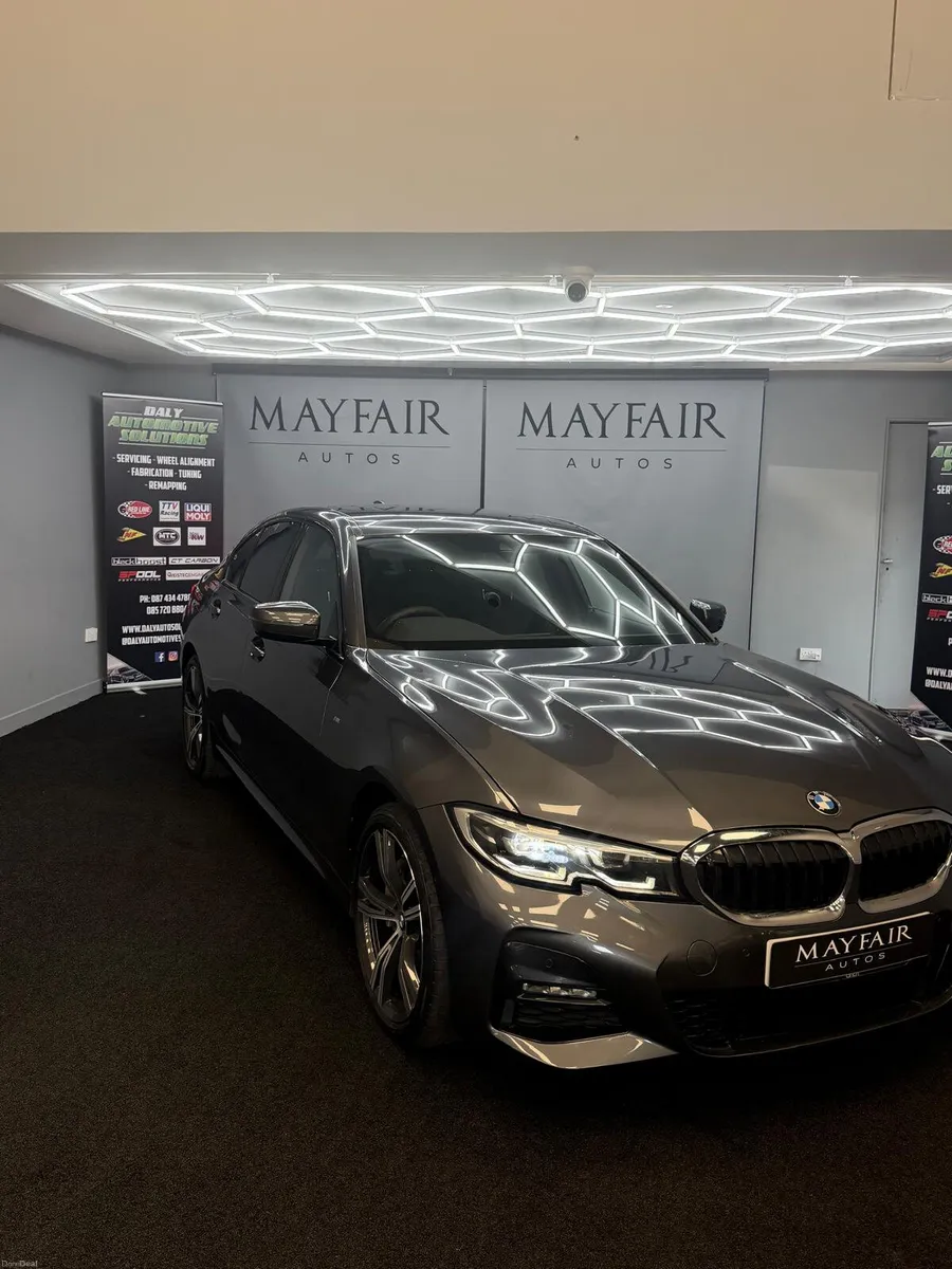 BMW 3-Series 2020 - Image 1