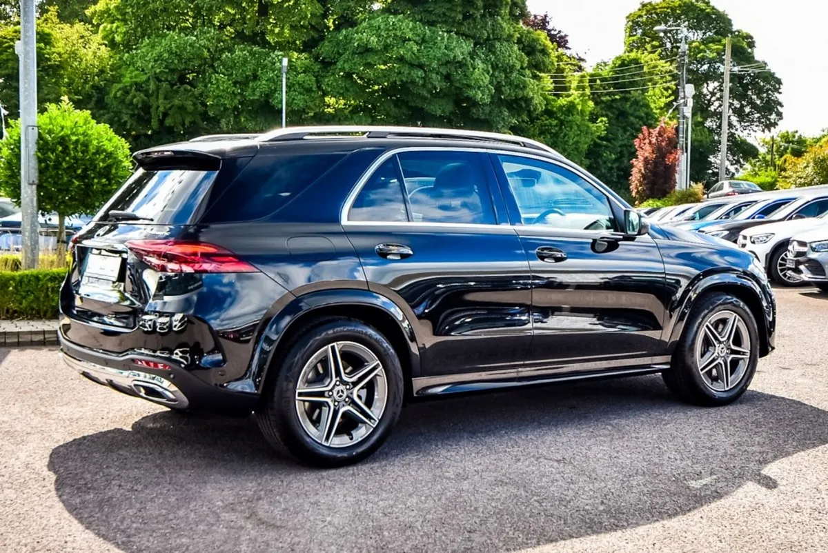 Mercedes-Benz GLE 350de AMG 4Matic Pan Roof NEW 26 - Image 2