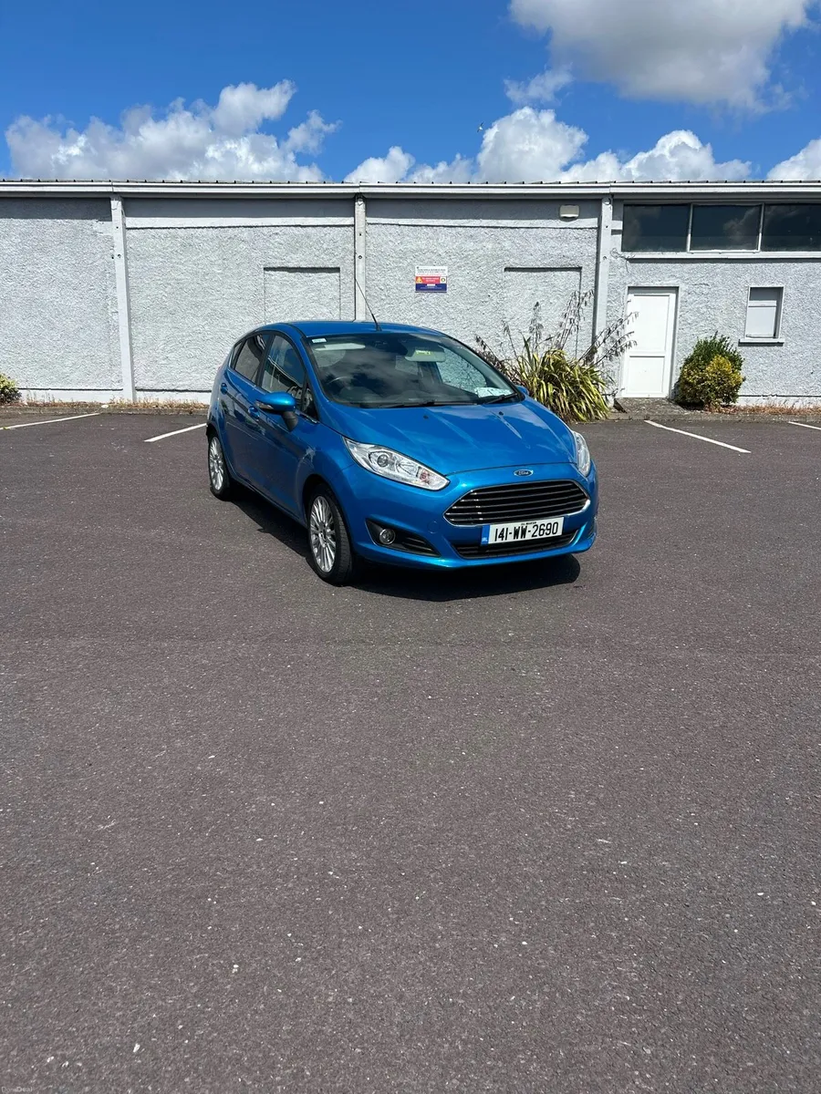 Ford fiesta - Image 2