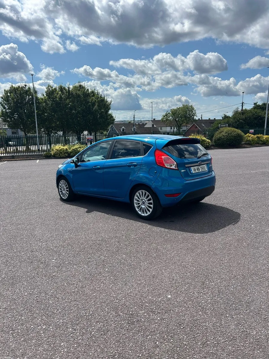 Ford fiesta - Image 3