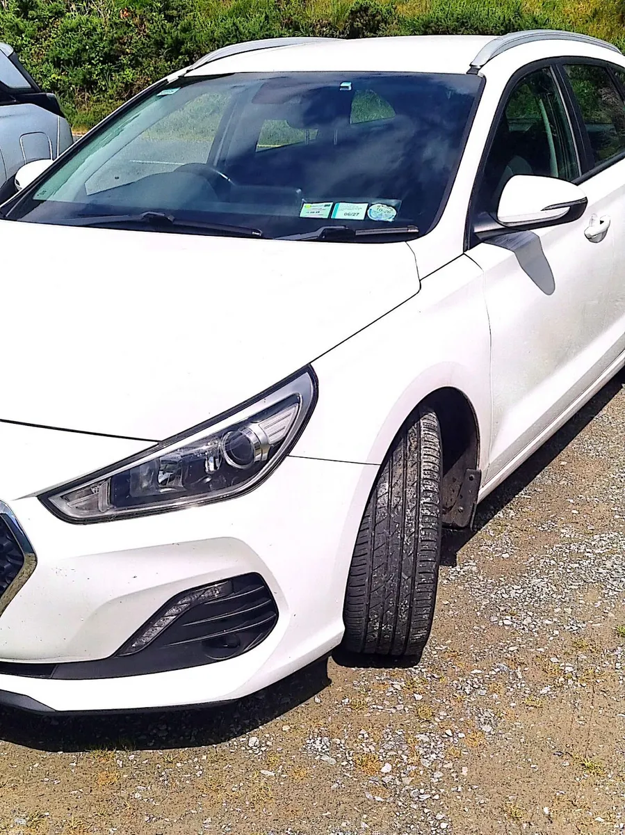 Hyundai i30 CRDI Tourer 2020 - Image 2