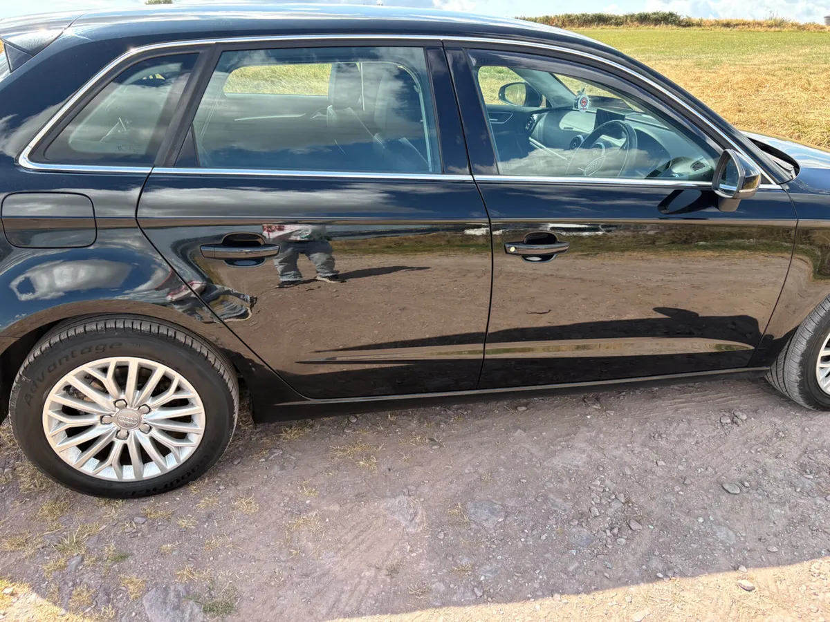 Audi A3 2015 - Image 4