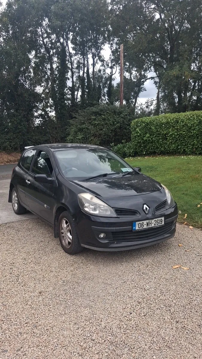 Renault Clio - Image 1