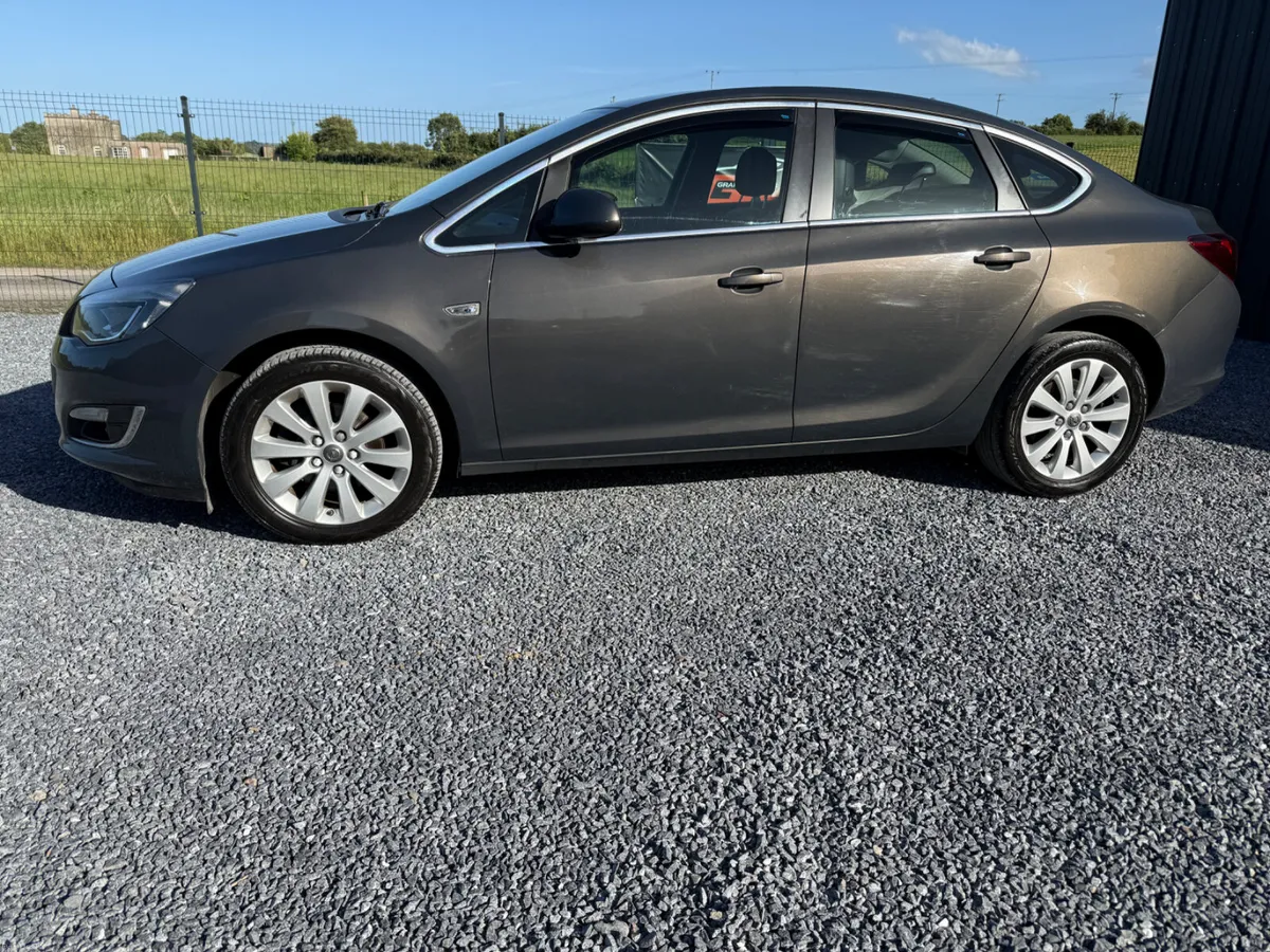 Opel Astra 1.6 Diesel Manual - Image 3