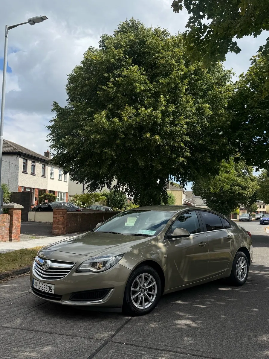 Vauxhall Insignia 2.0 CDTI Nct 02/27 & Tax 04/27 - Image 1