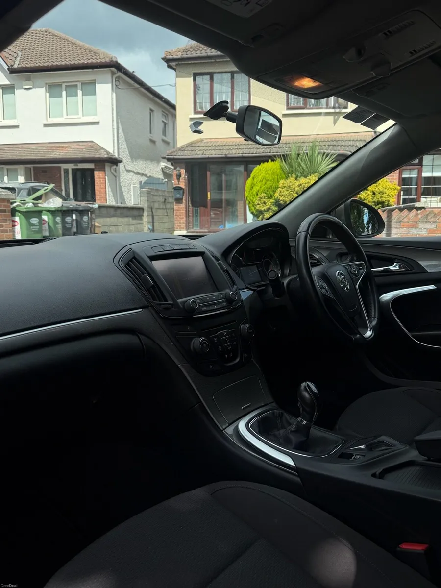Vauxhall Insignia 2.0 CDTI Nct 02/27 & Tax 04/27 - Image 6