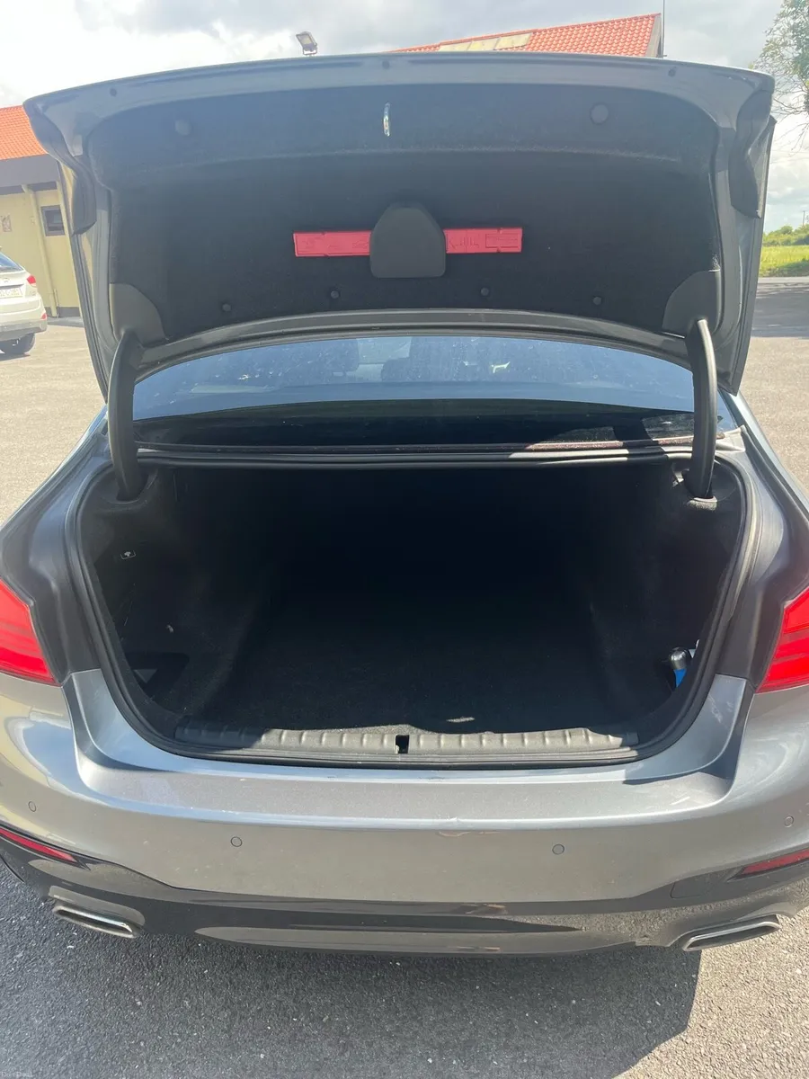 BMW 5-Series G30 M-Sport Pro - Image 6