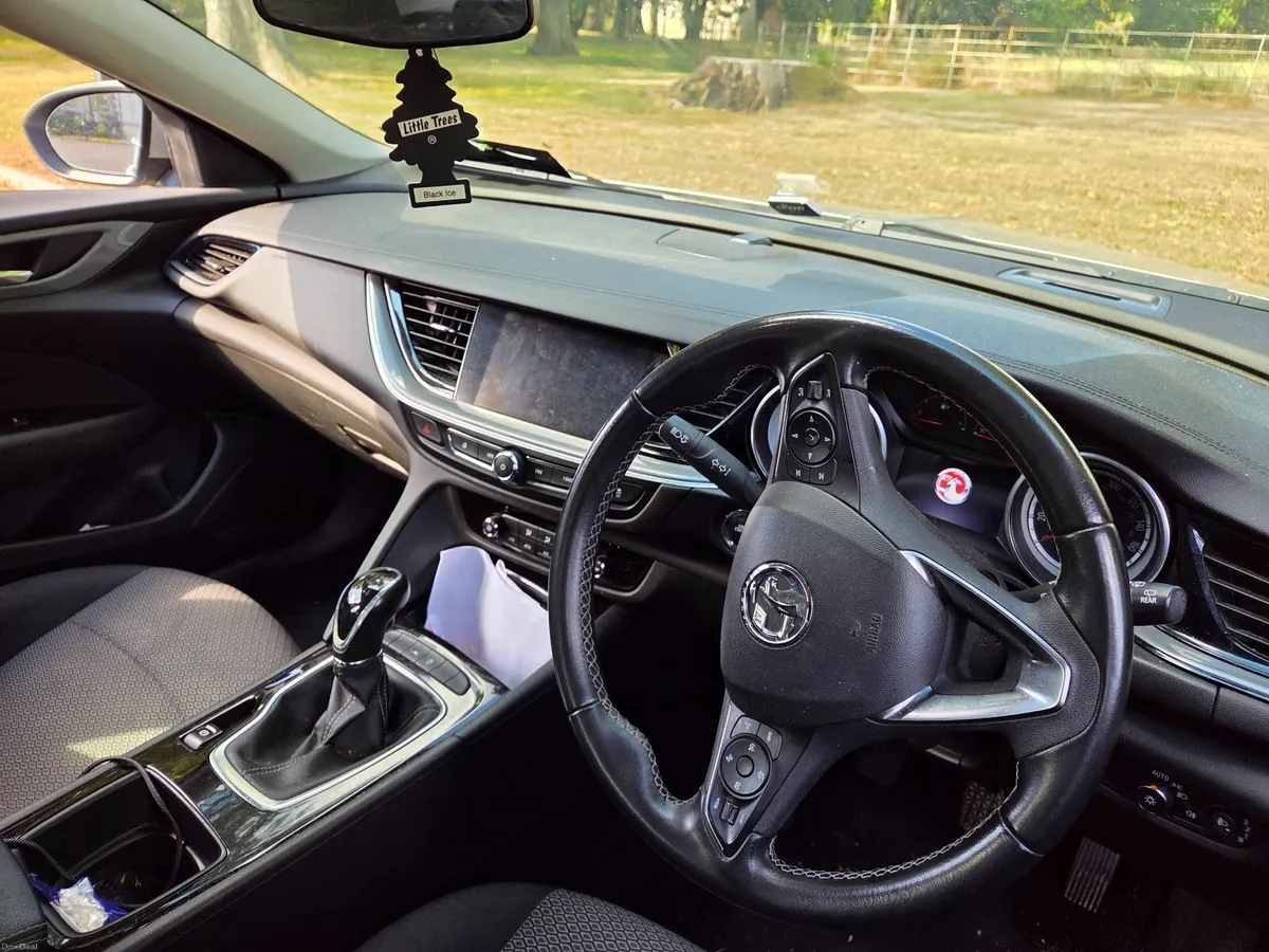 Vauxhall Insignia 2018 - Image 6