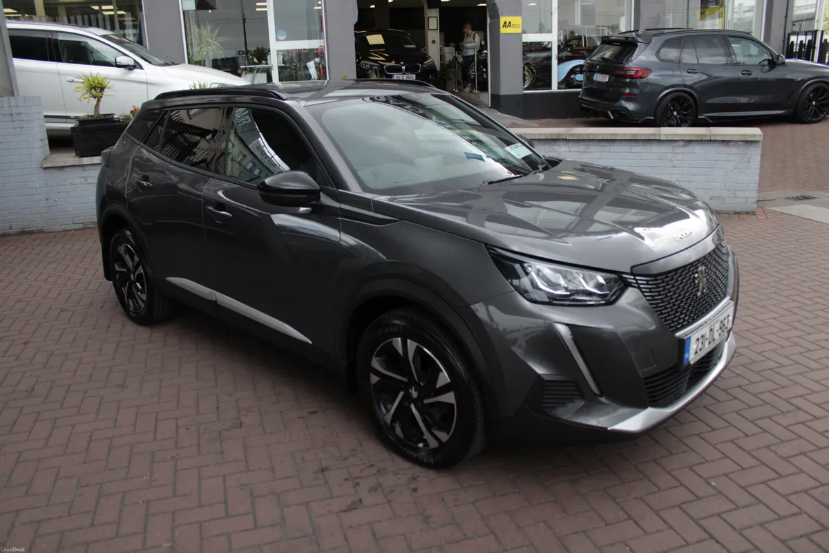 2023 PEUGEOT 2008 1.2 PURETECH ALLURE 100HP - Image 1
