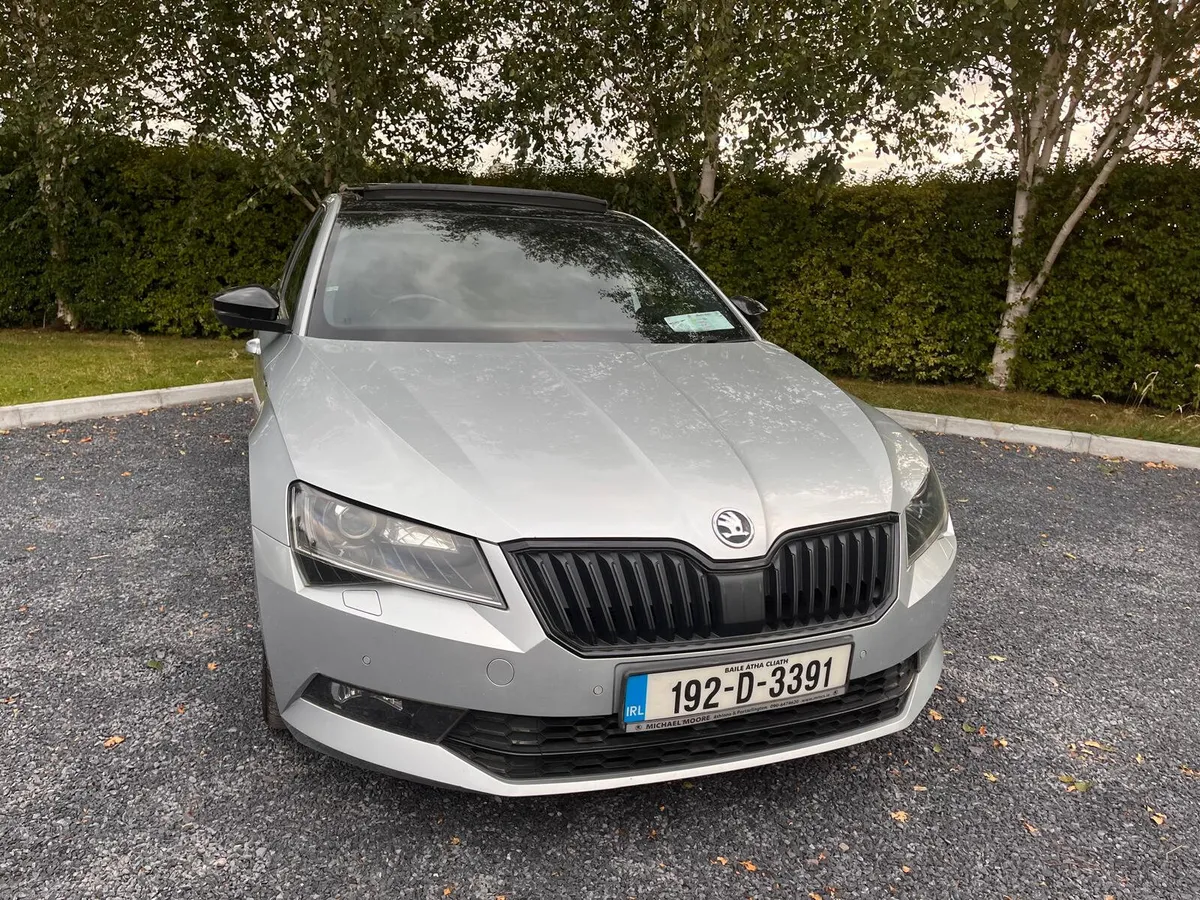 Skoda Superb 2.0TDI 150BHP SPORTLINE - Image 6