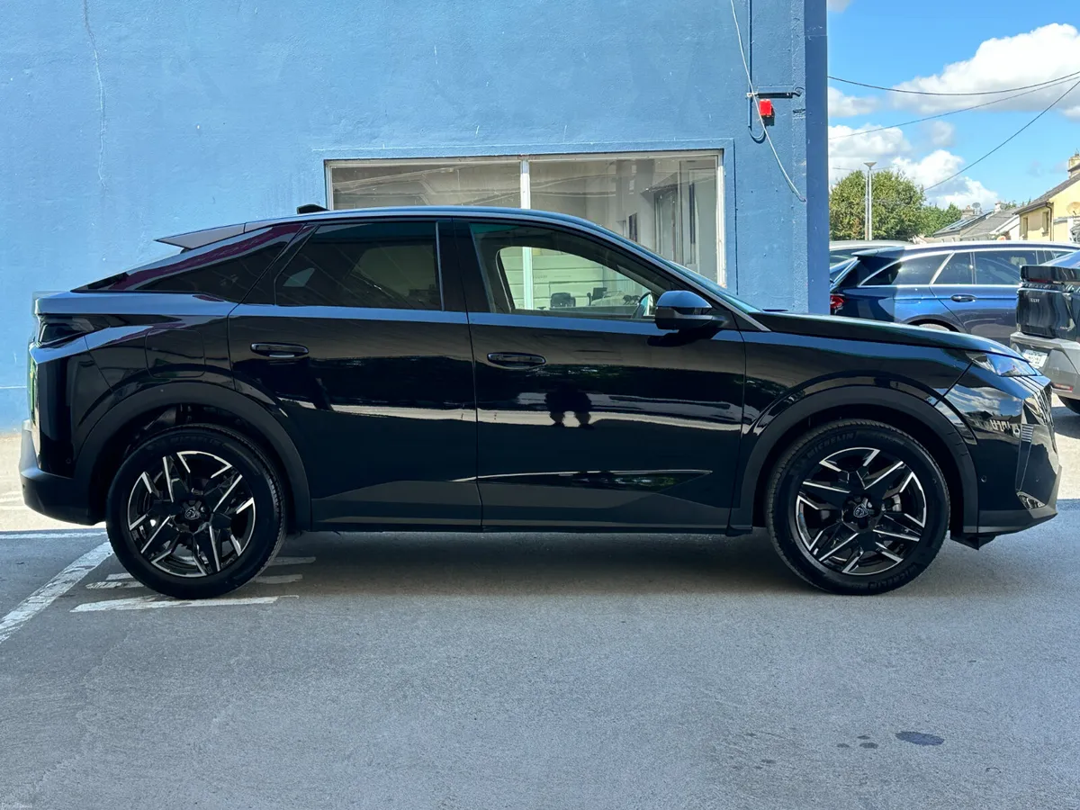 Peugeot 3008 Allure 1.2 Hybrid - Image 2