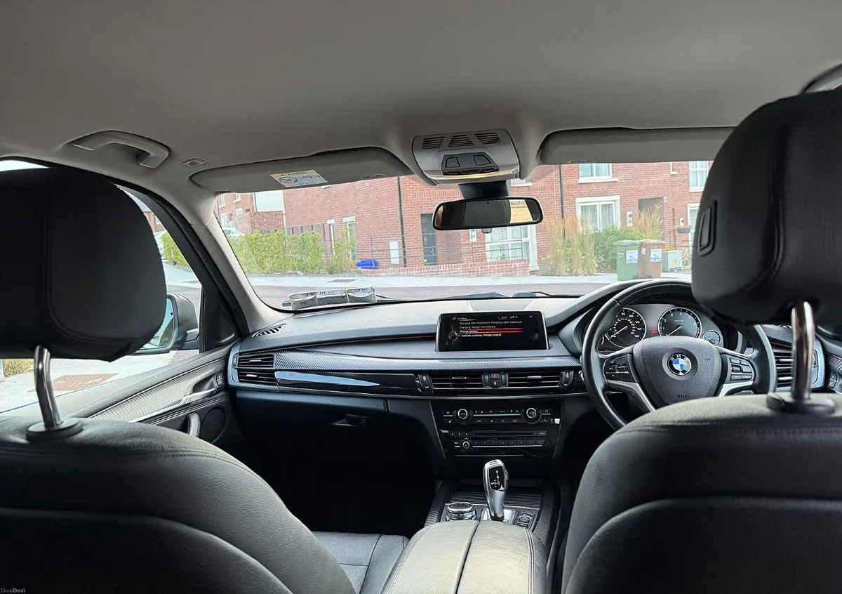 BMW X5 xDrive40e plug-in hybrid - Image 4