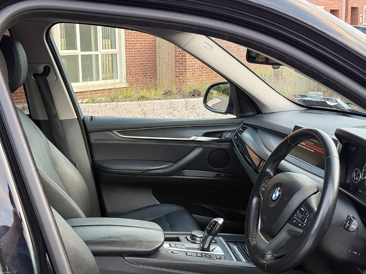 BMW X5 xDrive40e plug-in hybrid - Image 5