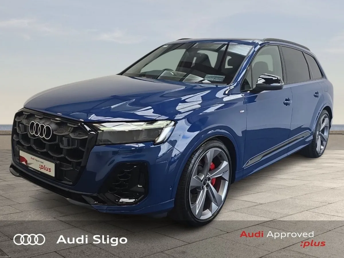 Audi Q7 Competition TFSI e quattro 490bhp Auto Hug - Image 3