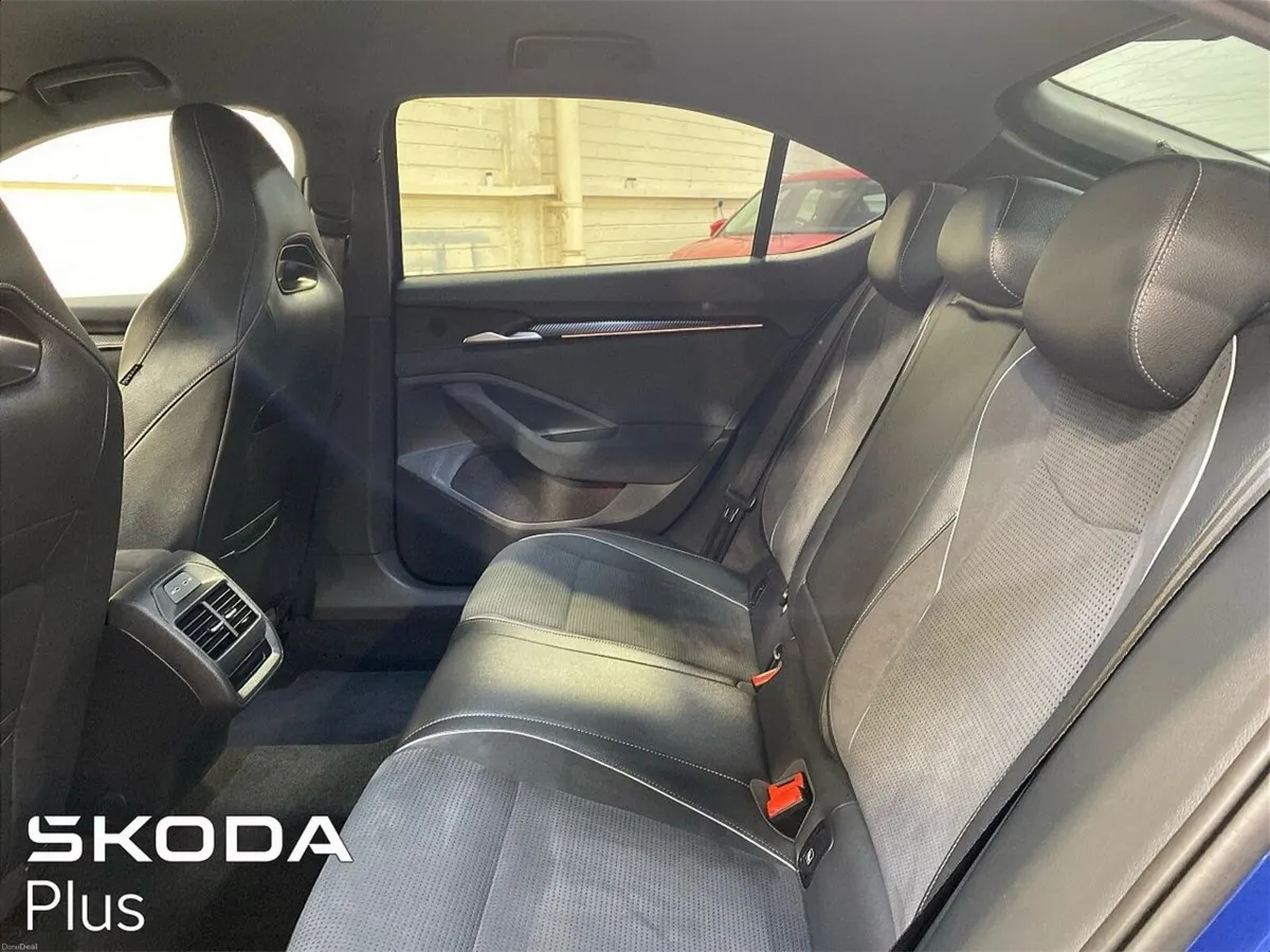 Skoda Superb Sportline 2.0TDI 150bhp DSG - Image 6