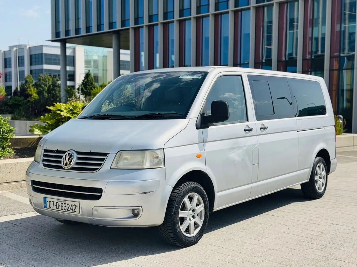 Volkswagen Shuttle Lwb 1.9. - Image 1