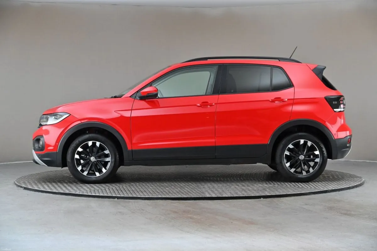 Volkswagen T-Cross 1.0 TSI DSG 95BHP LIFE **CARPLA - Image 5