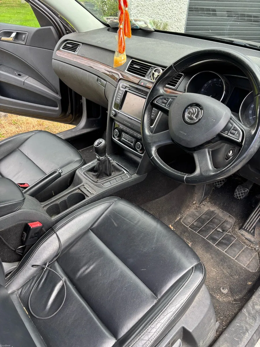 2014 skoda superb - Image 3
