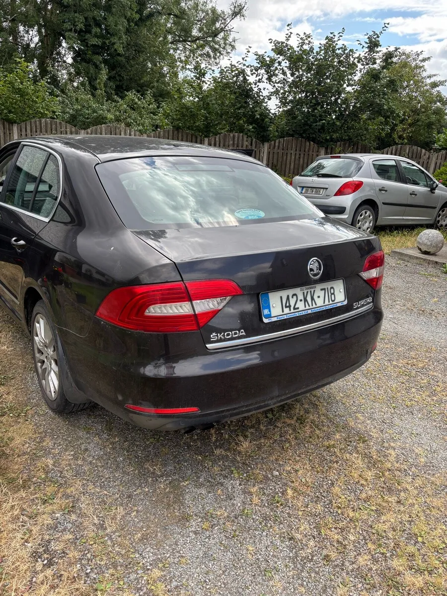 2014 skoda superb - Image 2