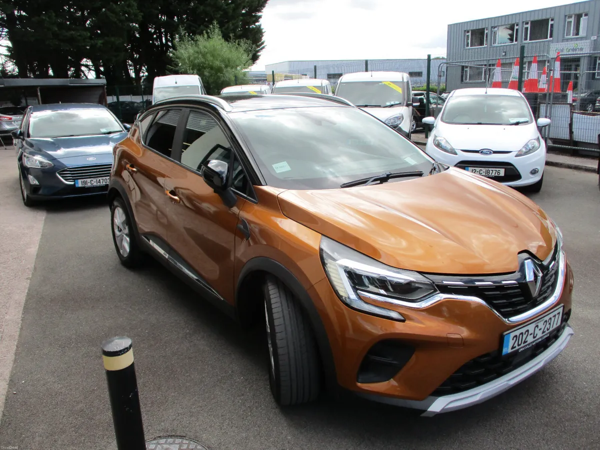 Renault Captur ICONIC AUTO 2020 - Image 3